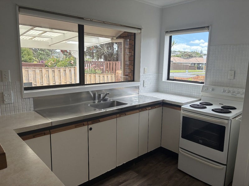 Blockhouse Bay, 3 bedrooms64616608443779112