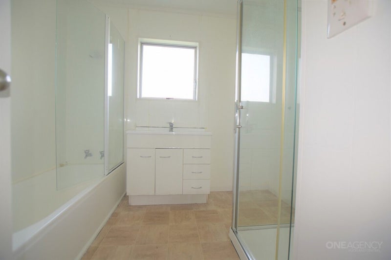 Henderson, 4 bedrooms64616708063363113