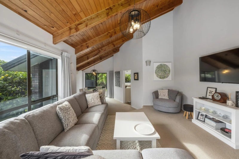 Springfield, 4 bedrooms64616807460355112