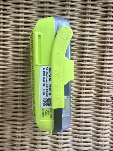 ACR ResQLink PLB. Personal Locator Beacon Carousel 2