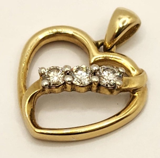 10CT YG DIAMOND HEART PENDANT #B21125197-2 Carousel 1