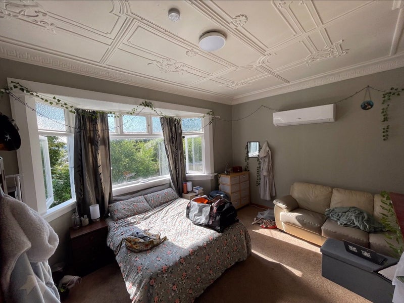 Caversham, 2 bedrooms64616906975746111