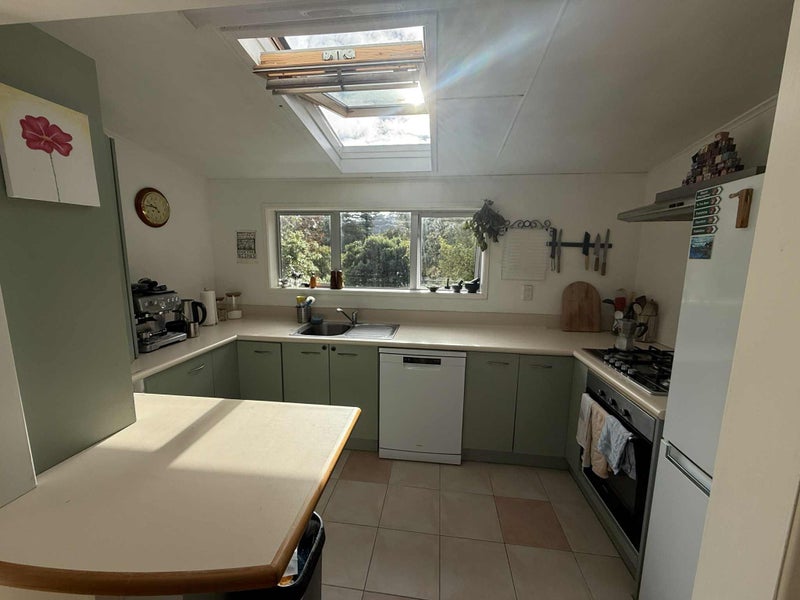 Karori, 3 bedrooms64617155163906113