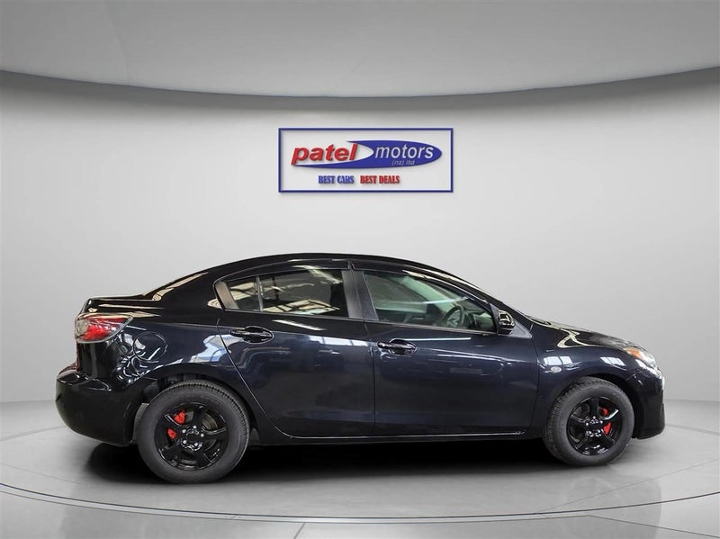 2013 Mazda Axela Blacked mags !!64617305186817113