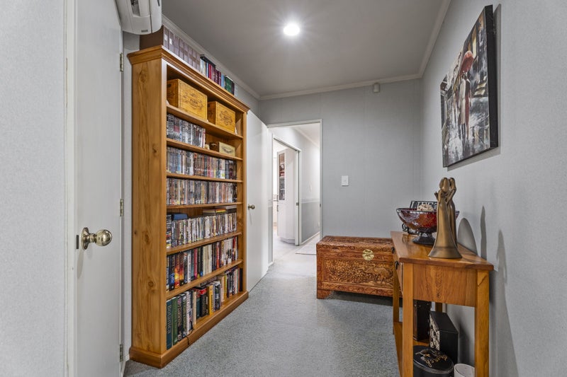 "Standout Home in the cul-de-sac"64617305233281113