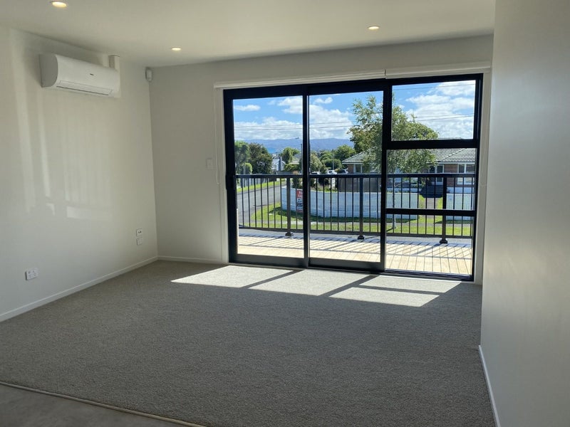 Te Atatu Peninsula, 1 bedroom64617305310210112