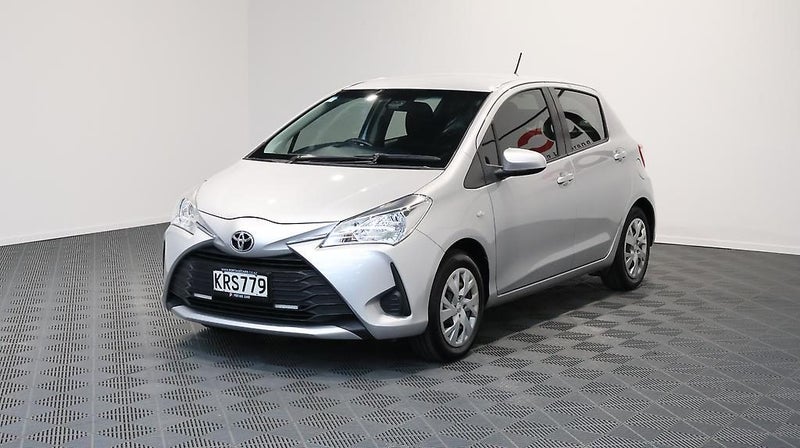 2017 Toyota Yaris GX 1.3P/4AT64617692527233112