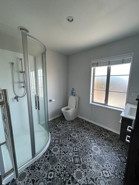 St. Albans, 3 bedrooms64617893071745111