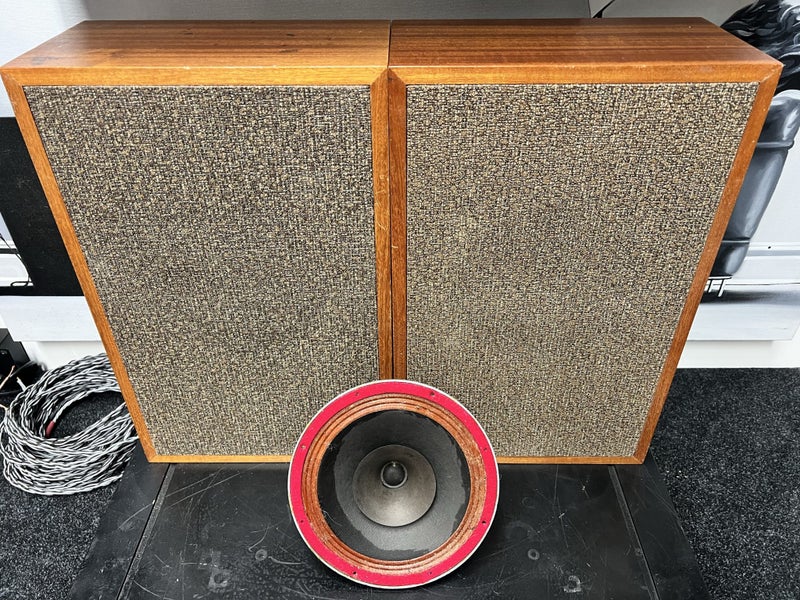 Vintage Richard Allan Speakers Carousel 2