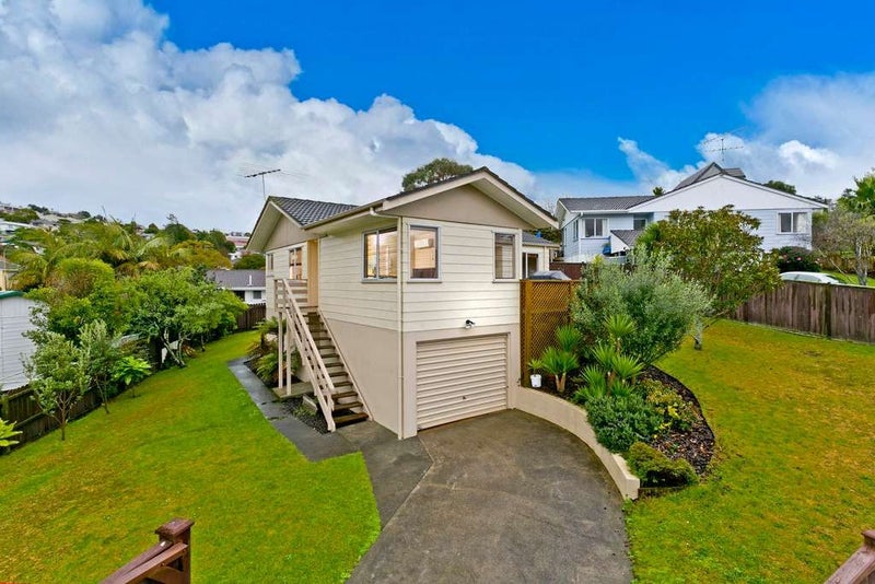 Totara Vale, 3 bedrooms64618794278659110