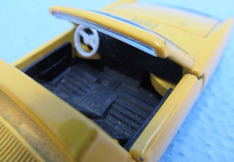 Dinky Toys V/W Porsche 914 Carousel 12