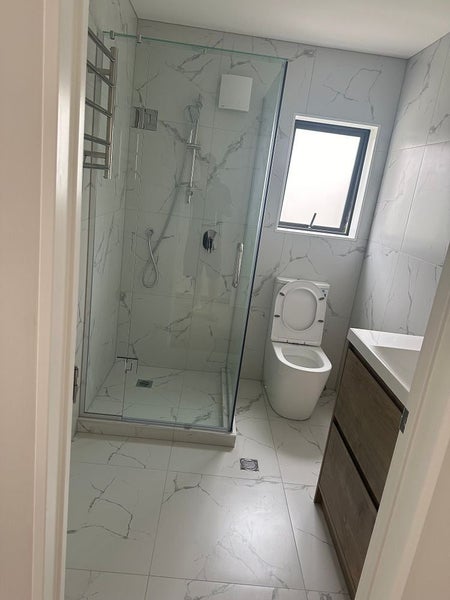 Forrest Hill, 4 bedrooms64620034545921114