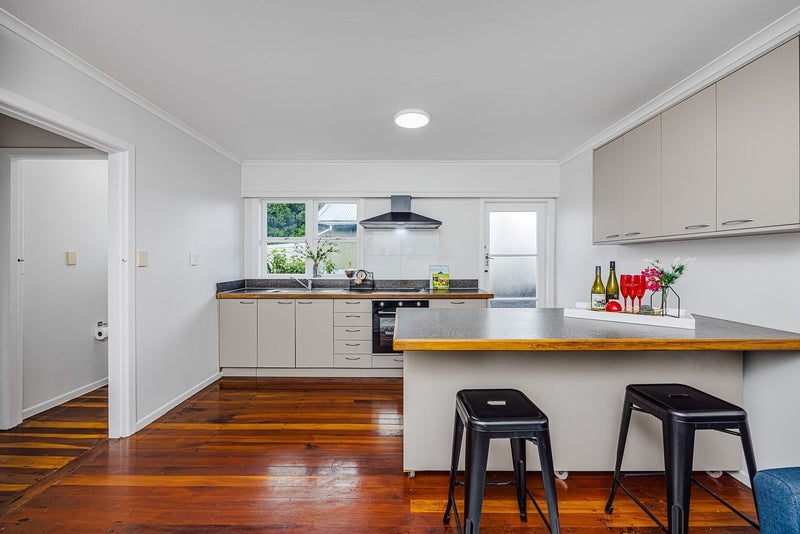 Onehunga, 2 bedrooms64621134400514112