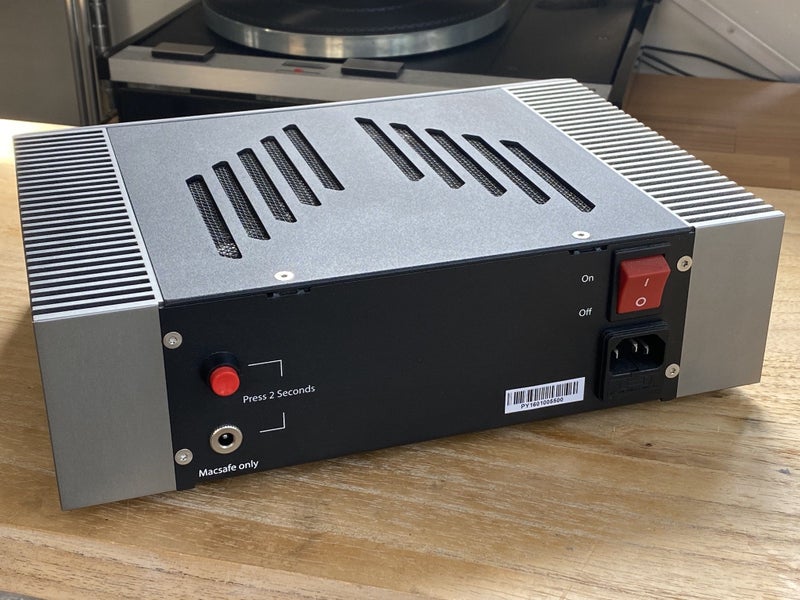 MUSIC LINEAR 20v 4A USB-C Computer Audio Linear Power Supply Carousel 2