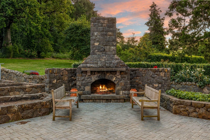 Racecourse Hill - Ready For A New Chapter To Begin64624699961986114