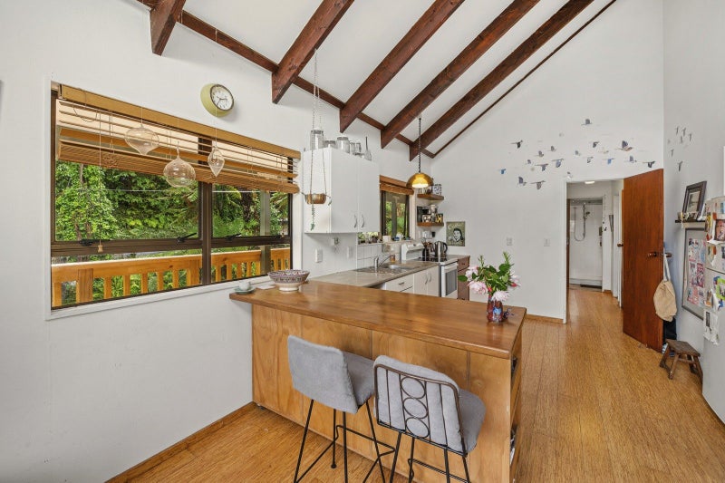 Okere Falls Cutie: Relax & Unwind64624895682051112