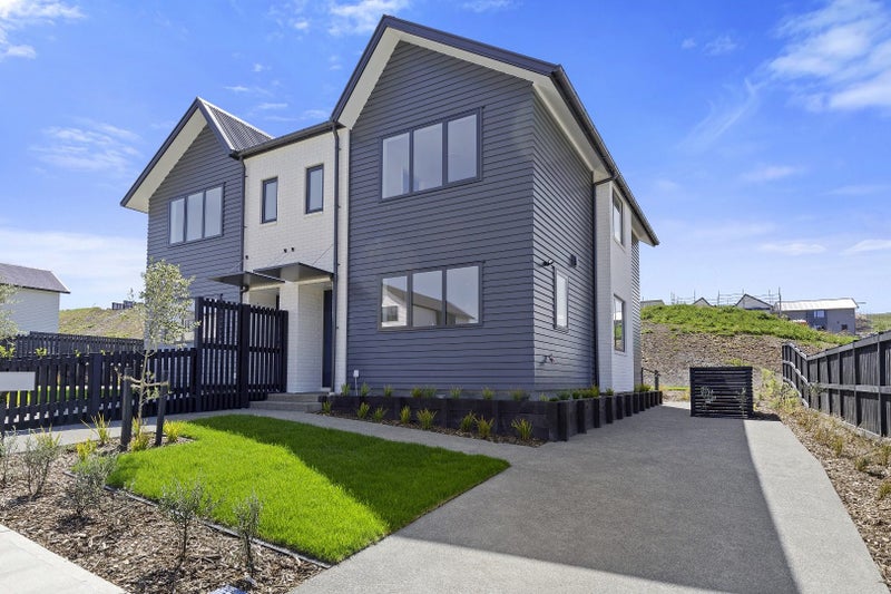 Whitby, 3 bedrooms64625079683713111