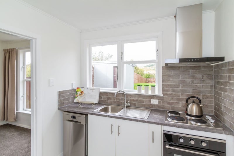 Tawa, 3 bedrooms64625091946498112