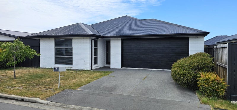 Belfast, 3 bedrooms64625189753859110