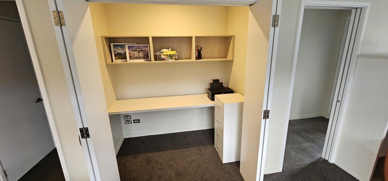 Belfast, 3 bedrooms64625189753859112