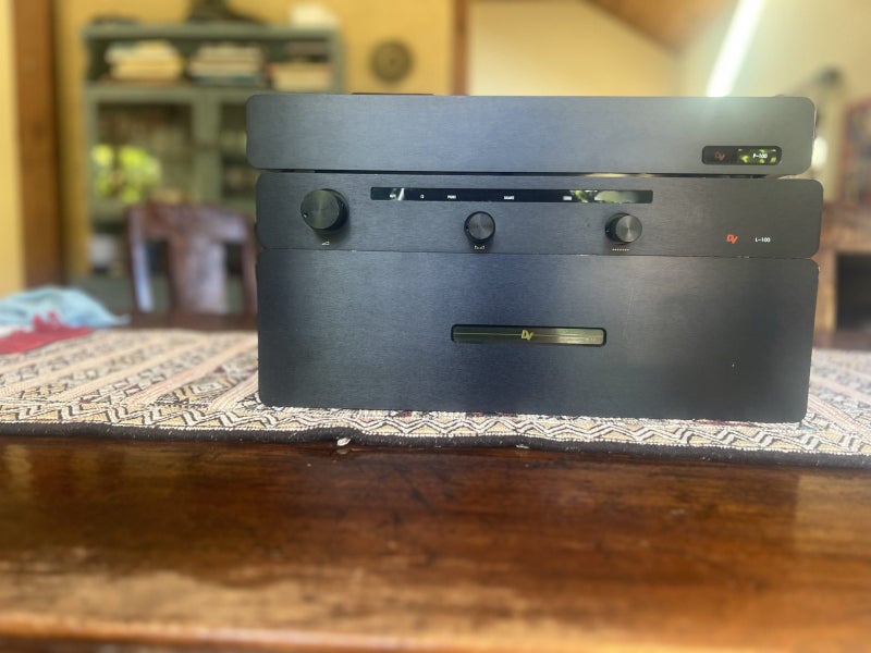 Dynavector high end Audio HiFi Carousel 1