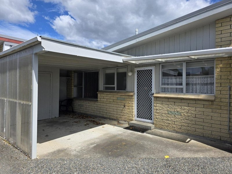 Waipukurau, 2 bedrooms64625287027458110