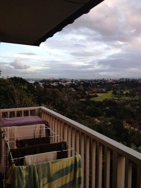 Northcote, 2 bedrooms64625287004161112