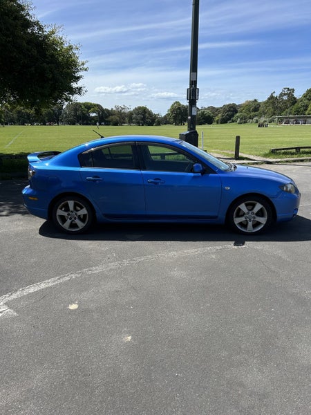 2005 Mazda Axela64625577642883113