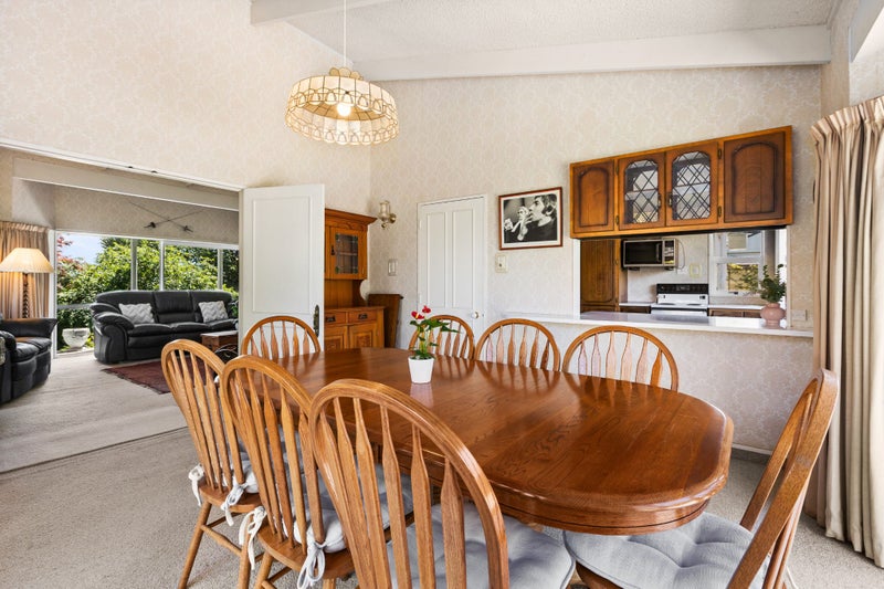 Top Elevated location & Double Glazed!64625482993026113