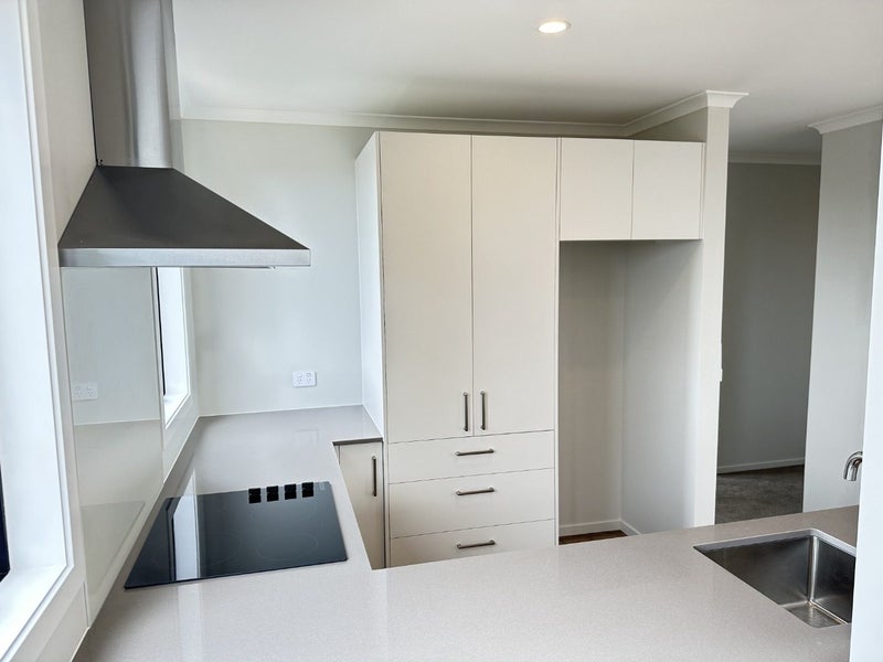 Judea, 3 bedrooms64625483008769114