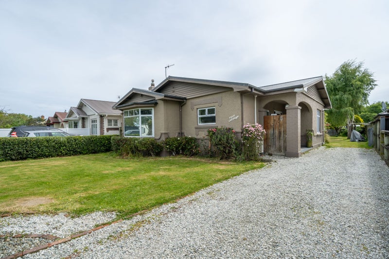 Close To Everything64625577777409110