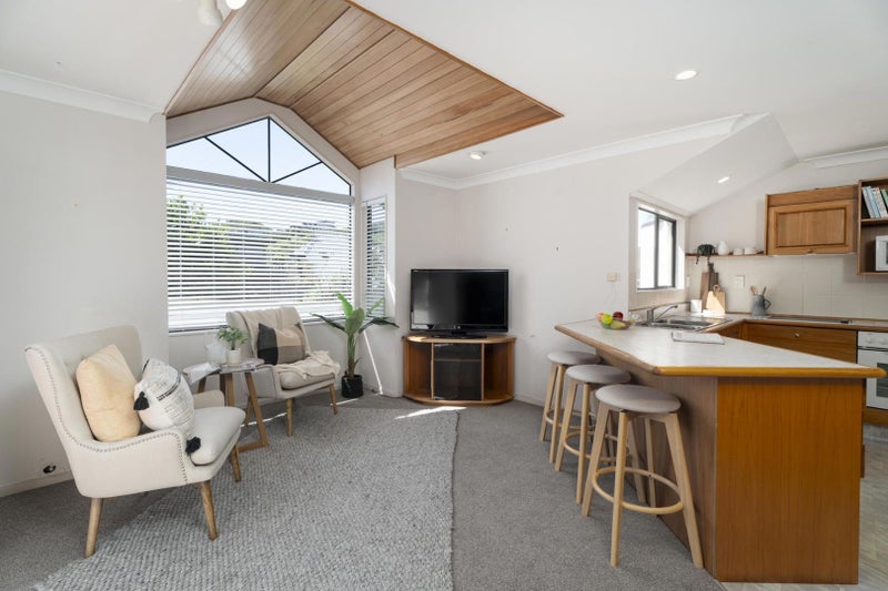 Churton Park, 4 bedrooms64625692326145114