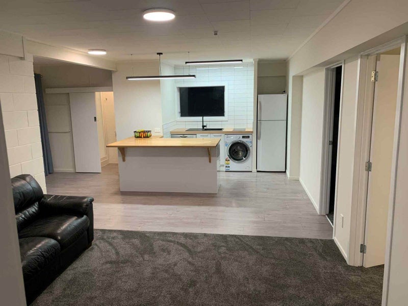 Brookfield, 2 bedrooms64625692342402111