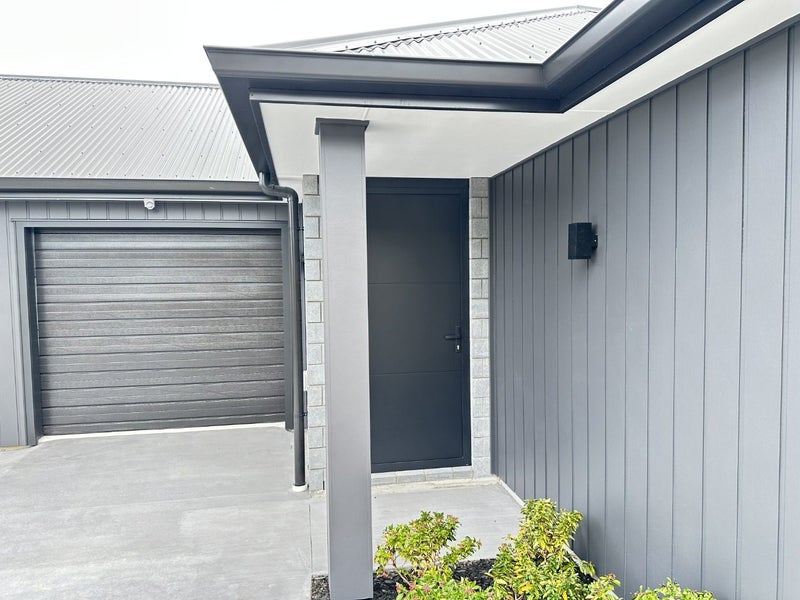 Judea, 2 bedrooms64625692365954111