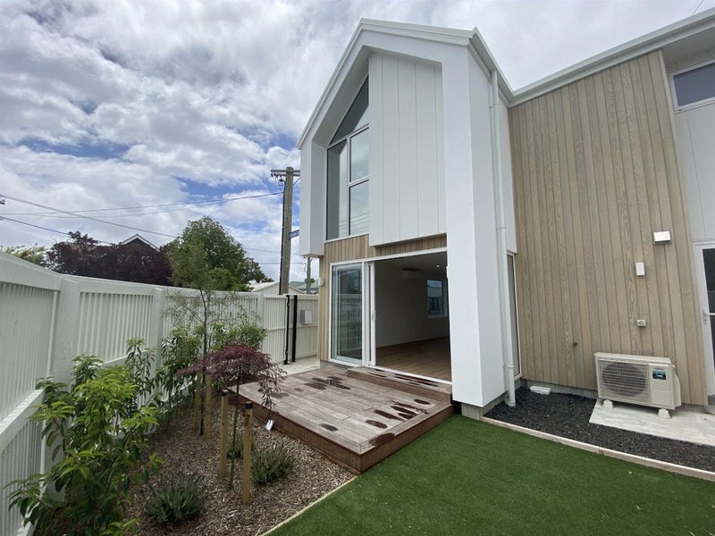 Edgeware, 3 bedrooms64625789592707110