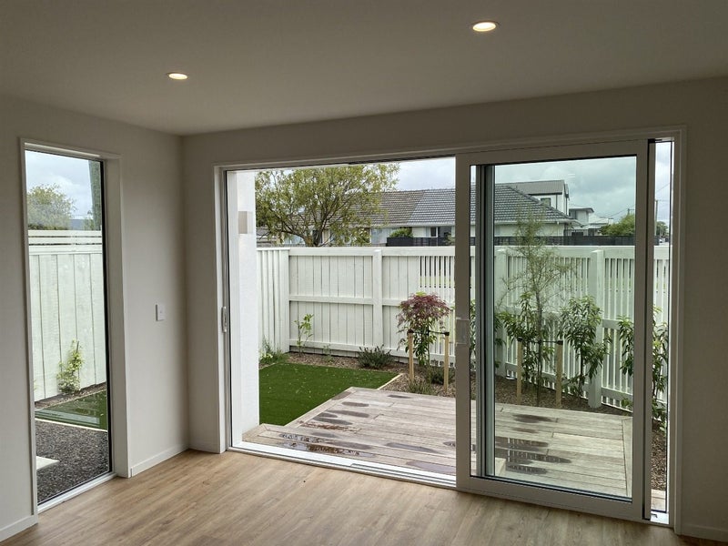 Edgeware, 3 bedrooms64625789592707113