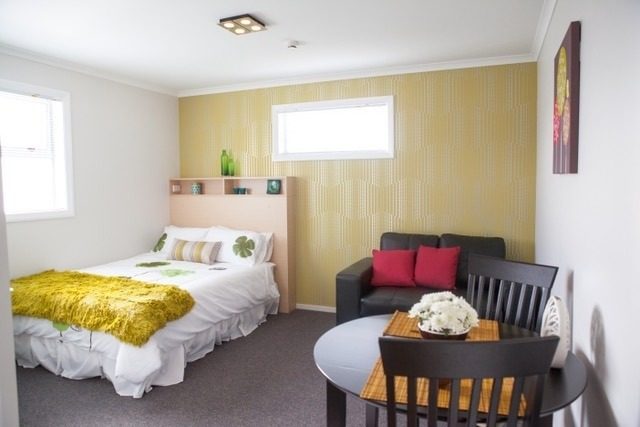 Melville, 1 bedroom64625789631233111