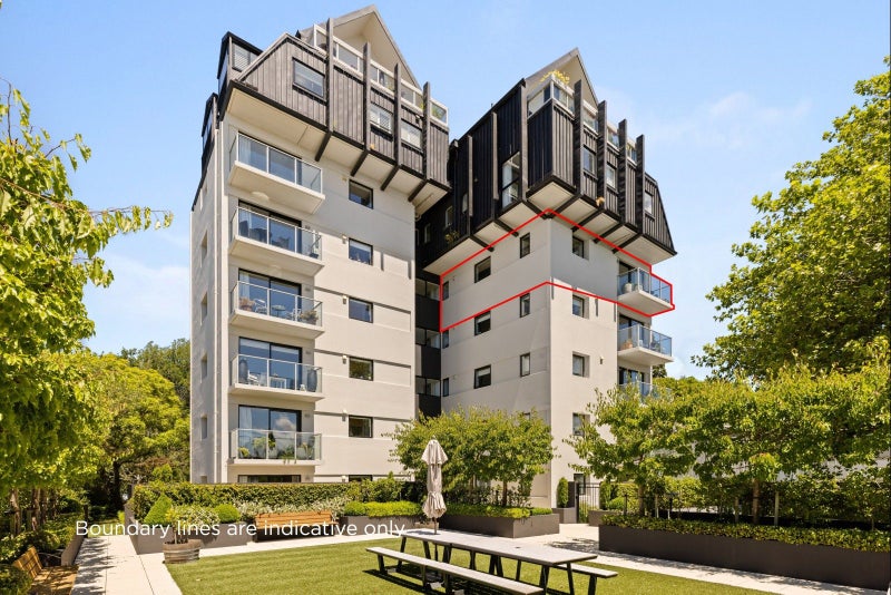 Elevated, park-like excellence64625789759234110