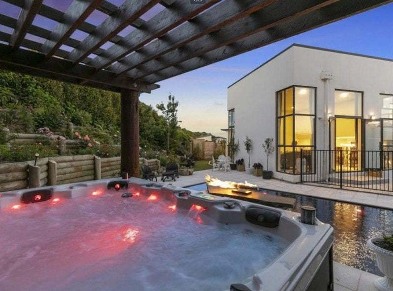 Belmont, 6+ bedrooms64625985309699114