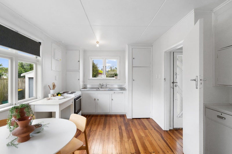 Tie a Bow on This Charming First Home64625985279873111