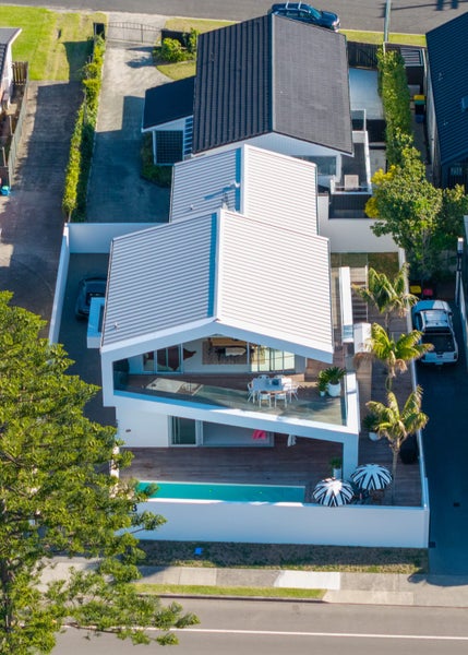 Beachfront Luxury in the Heart of the Mount64625985354626111