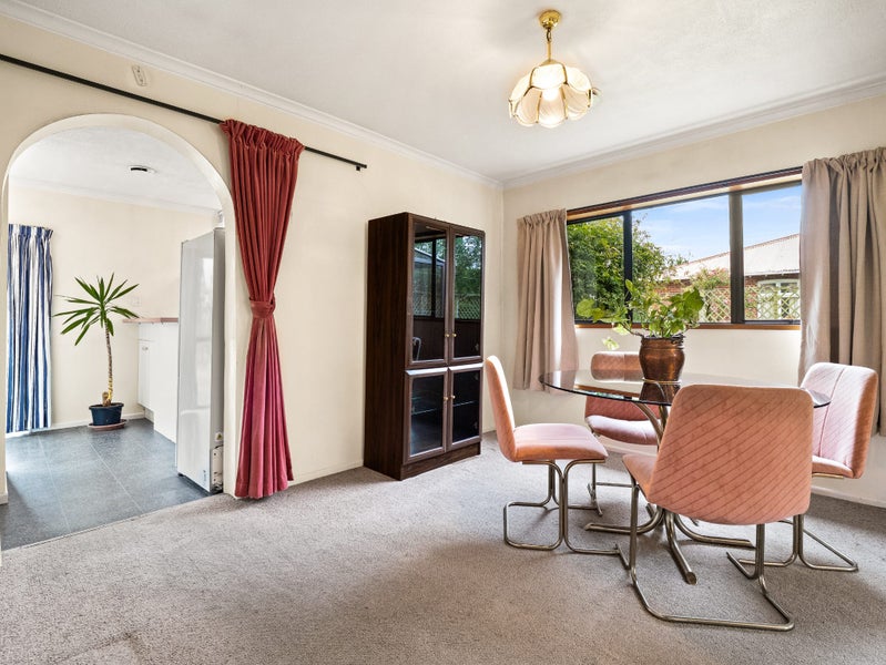 TERRIFIC ON TIVERTON64625985369219114