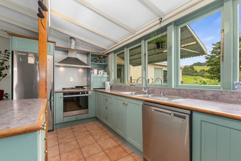 Charming Character Home in Sought-After Location64626095149697112