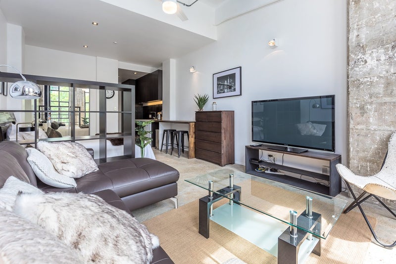 City Centre, Studio64626095252737111