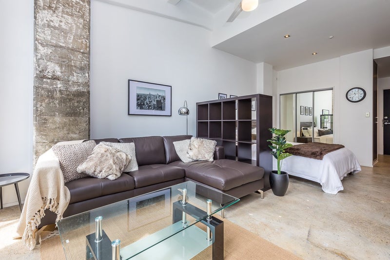 City Centre, Studio64626095252737112