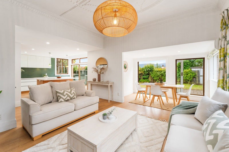 Timeless character, generous family proportions.64626095209603111