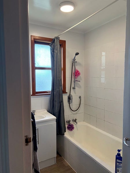 Raumati Beach, 3 bedrooms64626095192449110