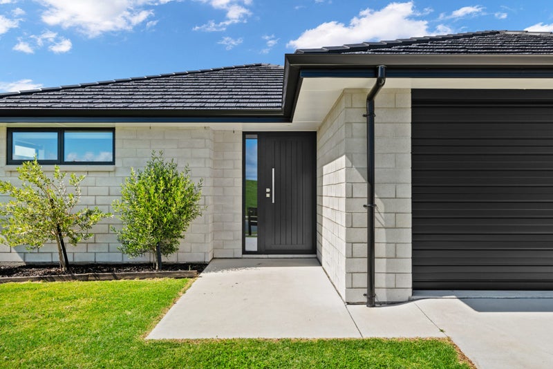 Easy living, easy choice - come and get it!64626095267969114