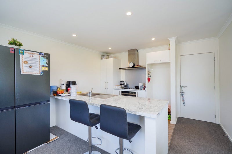 Modern, Low Maintenance Family Living!64626192690562113