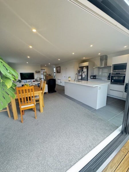 Hobsonville, 3 bedrooms64626289875842110